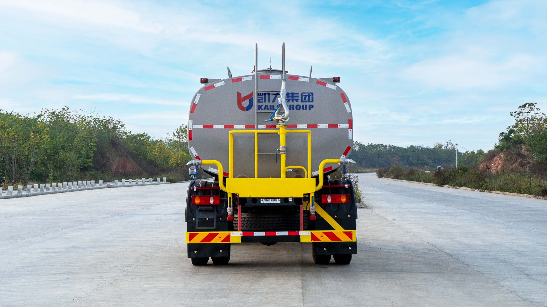 12-14 Fangliu M3 Sprinkler Truck, 12-Ton Construction Site Water Truck, Coal Mine Demolition Dust Reduction Spray Truck, 0 down Payment