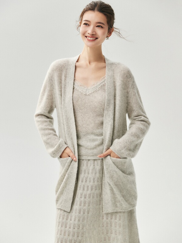 Kangbaolai Sha~25% mulberry silk 75% cashmere knitted cardigan for women, mid-length lace camisole set sweater Kangbaolai Sha~25% mulberry silk 75% cashmere knitted cardigan for women, mid-length lace camisole set sweater