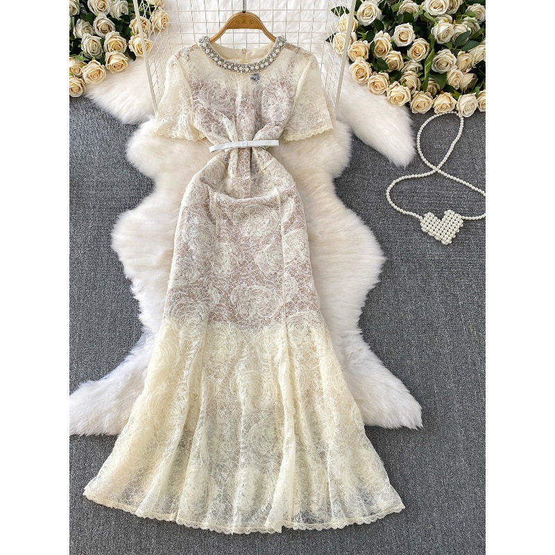 European and American Style Heavy-Duty Diamond-Encrusted Beaded Round-Neck Dress for Women with Straps and Elegant Tulle Lace Fishtail Skirt