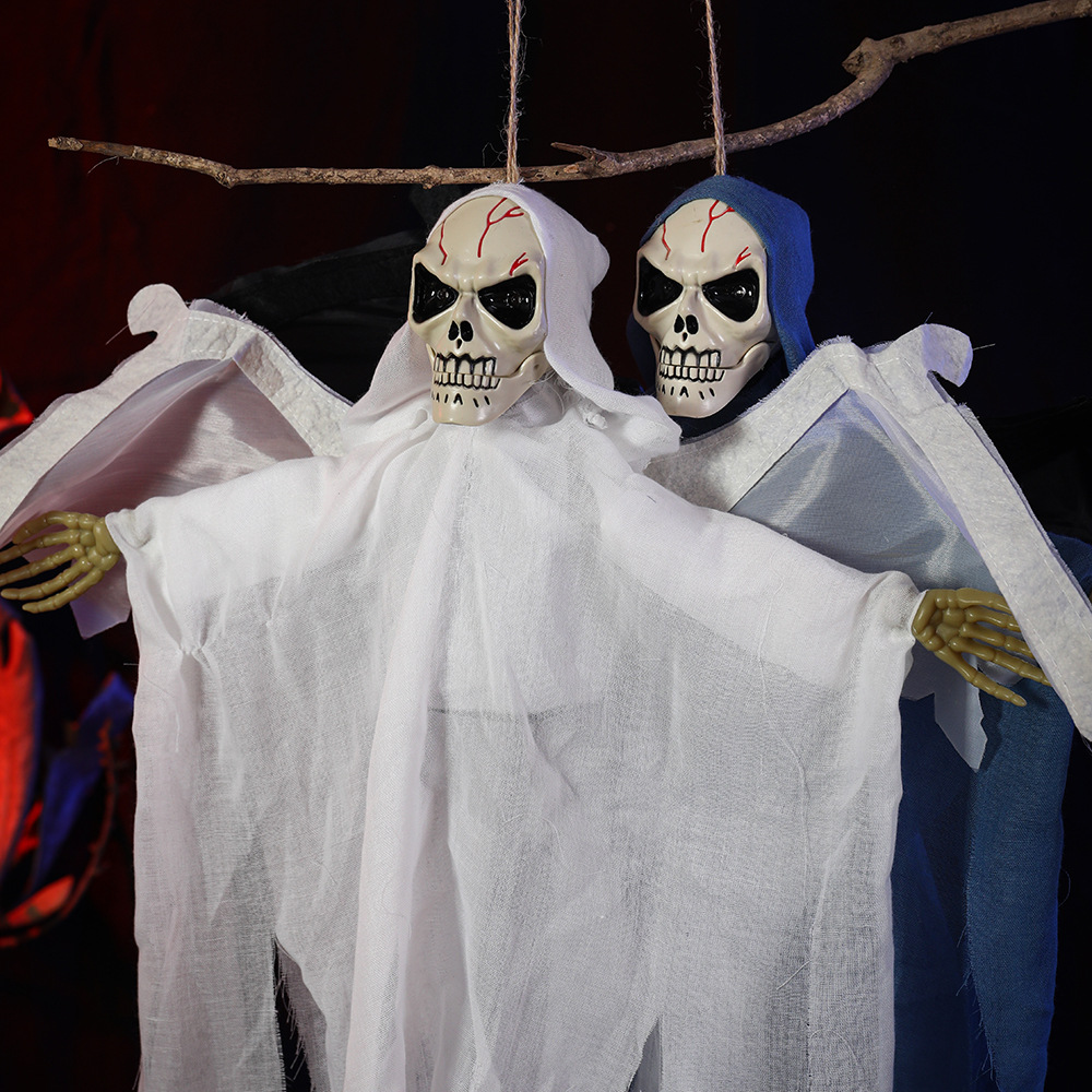 Halloween Hanging Ghost Tricky Toy Guión Matar murciélagos Flying Ghost Escena de terror Accesorios decorativos Calavera luminosa