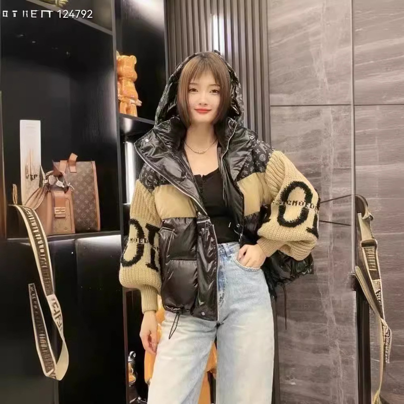 European Style Patchwork Denim Collar Hooded down Jacket for Women, 2026 Winter New Model with Knitted Sleeves, Trendy Fashion Brand Women's Clothing