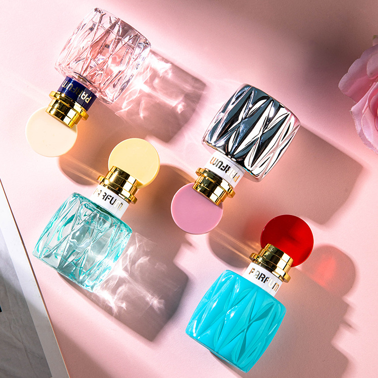 Nuova confezione regalo di profumo da donna in vendita calda online Fragranza popolare fresca e duratura Fiori per studenti Racconto di piccoli profumi_voghion.com