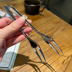 ステンレスの果物とフォークの家庭用ホテルの軽い豪華なケーキのデザートは厚いフォークの創意の月餅とフォークは鋼を刺繍しません。