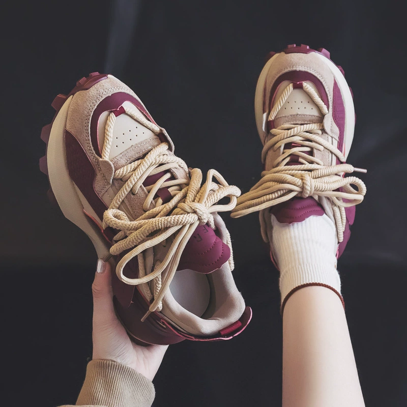Распродаж Street Fried Daddy Shoes для женщин 2024 новый модный бренд губчатый торт толстой подошвой легкие кроссовки повседневные обувь