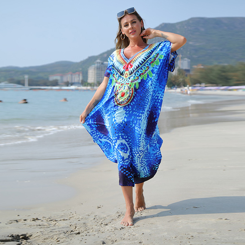 Europa y América poliéster leopardo posicionamiento impresión más tamaño playa vestido vacaciones traje bikini protección solar camisa 5D60