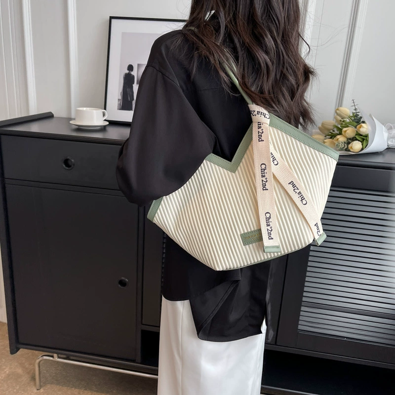 Capacious One-Shoulder Tote Bag, Korean Style, Custom Made, Large Capacity