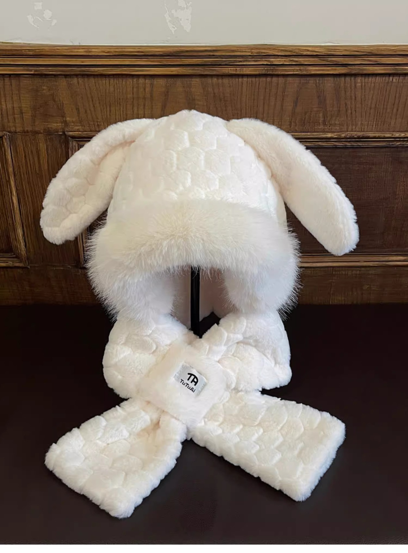 Cute Bunny Scarf Combo For Women Winter Korean Style Face Slimming Fleece Lined Thickened Plush Ear Protection Lei Feng_voghion.com