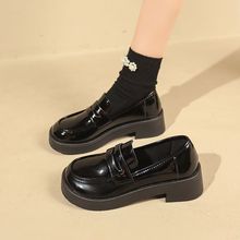 Ӣ���L�Ʒ���ϵСƤЬŮ�＾2025�¿����ٴ��ט���ЬŮ