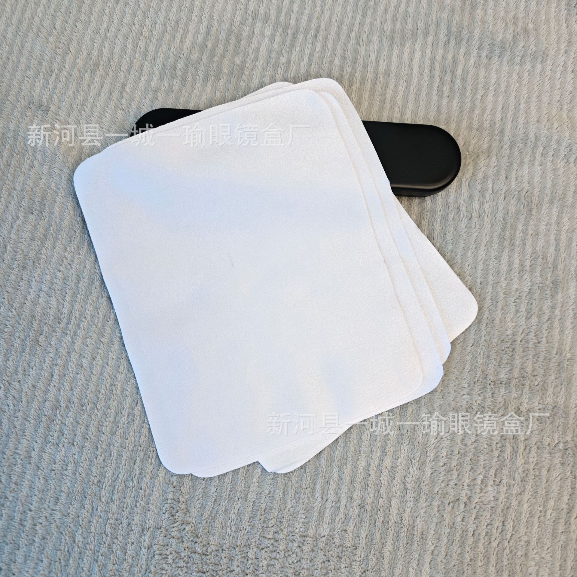 メガネクロス マイクロファイバー アイランドシルク スエード メガネクリーニングクロス 全素材 2000枚 無料印刷