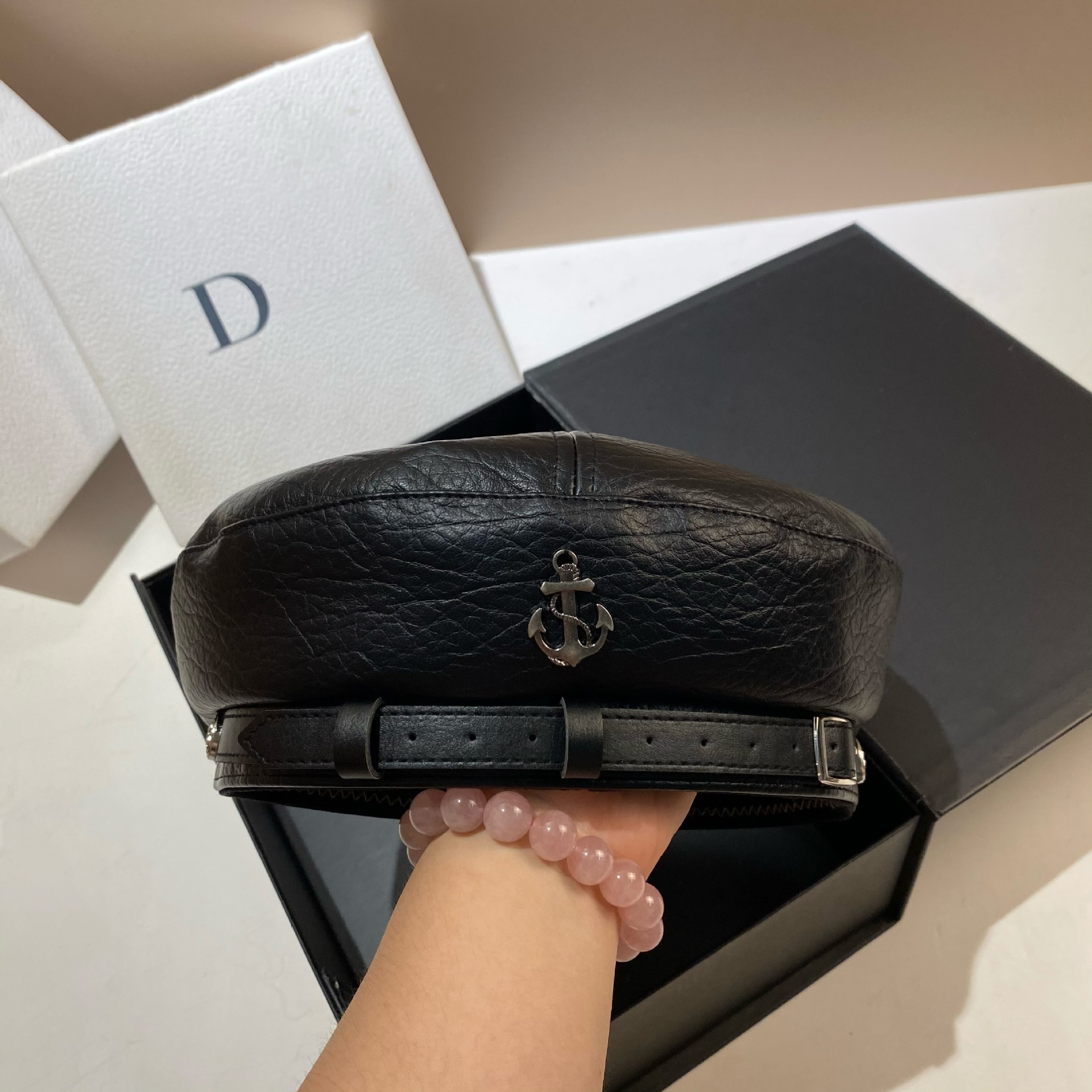 Cintura in stile britannico di alta qualità, berretto con ancora, primavera e autunno, personalità della moda, litchi, ptern, leher, pittore_voghion.com