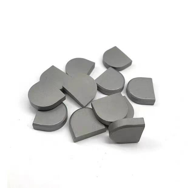 硬质合金刀粒YT15 B216 B212焊接刀片圆弧成型车刀 树桩磨床刀头