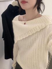 设计感斜肩花朵灰色毛衣针织衫女韩系氛围感穿搭露肩长袖上衣笙陇