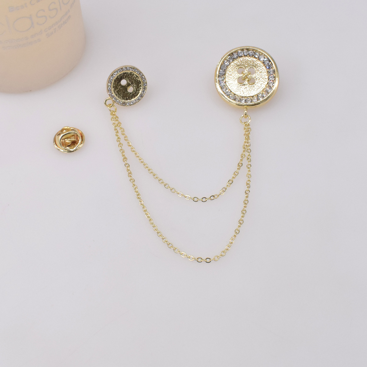 Fashion Diamond Button Metal Chain Tassel Brooch Wholesale display picture 3