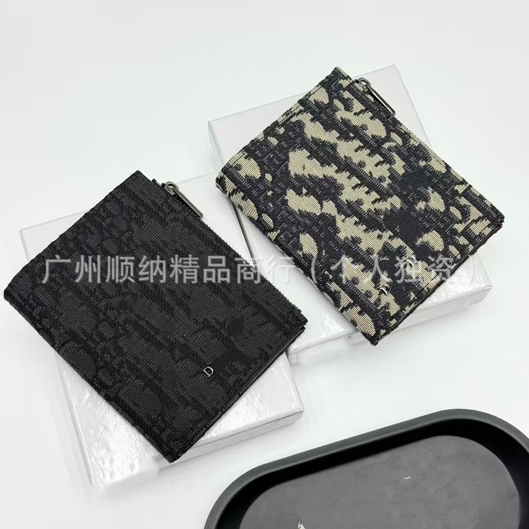 New D Family Presbyopic Classic Wallet with Zipper Short Coin Purse Large Capacity Card Holder Card Holder Id Bag