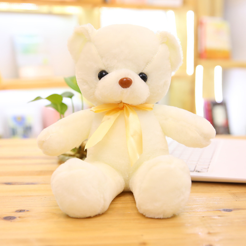 Muñeca de oso de agarre de 8 pulgadas, lanzamiento de boda, muñeca de peluche de oso de diez colores, muñeca de peluche de regalo