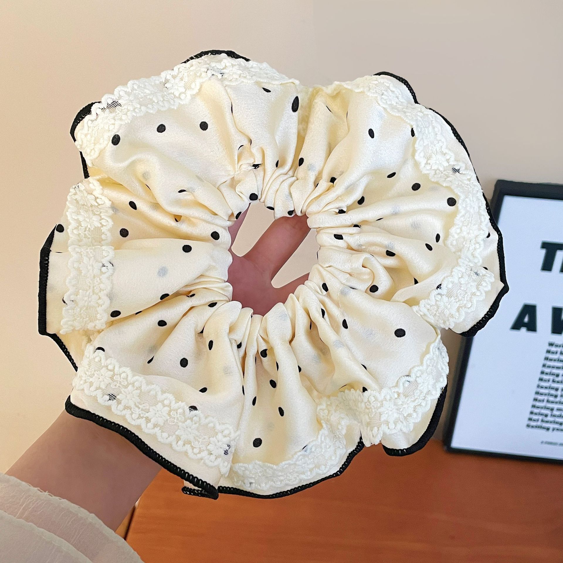 1#화이트 레이스 대장 머리끈