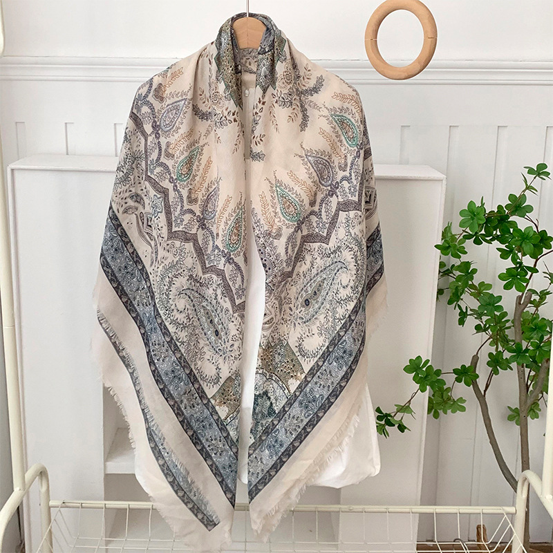 Bufanda de seda, bufanda cuadrada, sensación de alta calidad, estilo bohemio, multiusos, todo fósforo, bufanda, bufanda, pañuelo en la cabeza, chal exterior