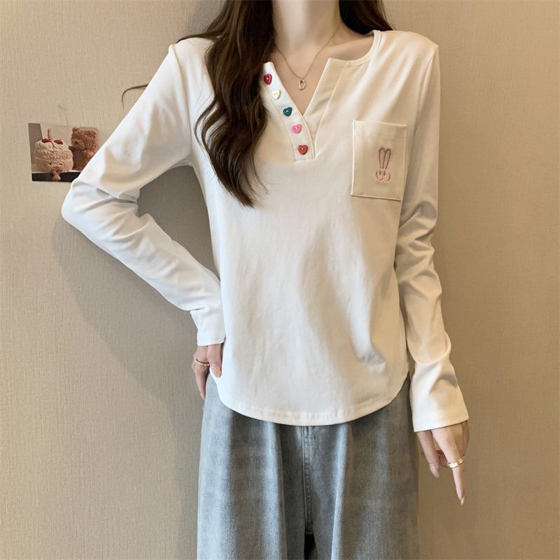 大きいサイズの婦人服の刺繍の正肩の長袖のtシャツの底のシャツの秋冬の太っているmmはお腹を遮ってやせています。|undefined