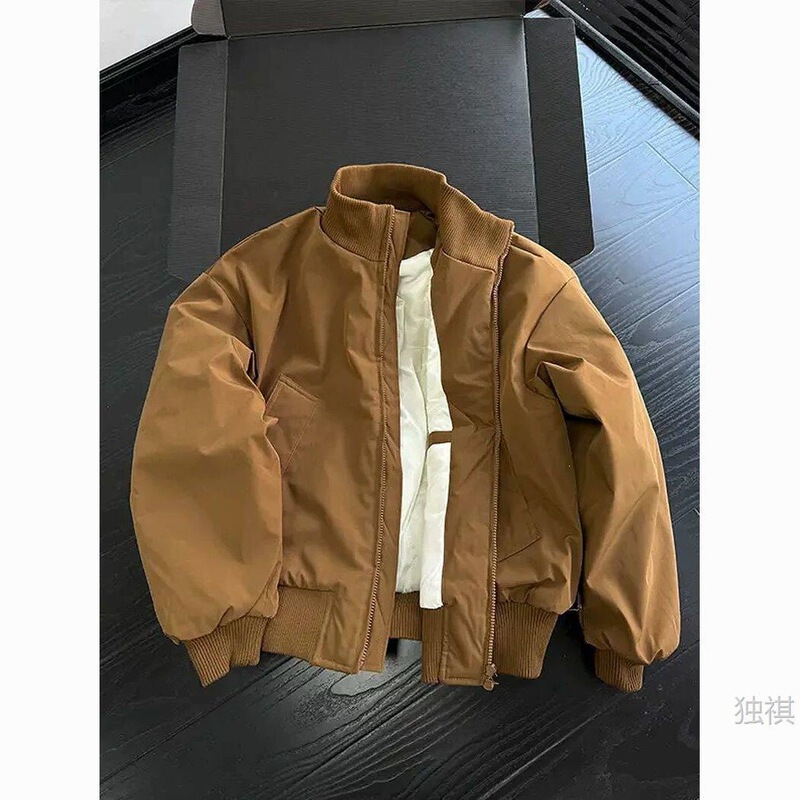 Khaki American-style flight jacket, down cotton coat for men, autumn and winter thickened short bomber jacket, workwear baseball jacket Khaki American-style flight jacket, down cotton coat for men, autumn and winter thickened short bomber jacket, workwear baseball jacket