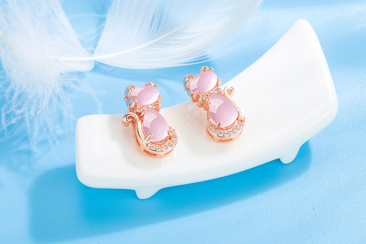 Korean pink crystal cat earrings female diamond cute cat copper wholesalepicture4