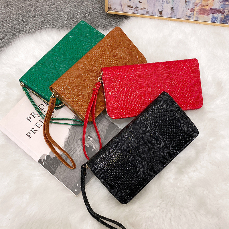 Fashion Lady's Long Shape Clutch Simple Cool Tri-fold Bag display picture 5