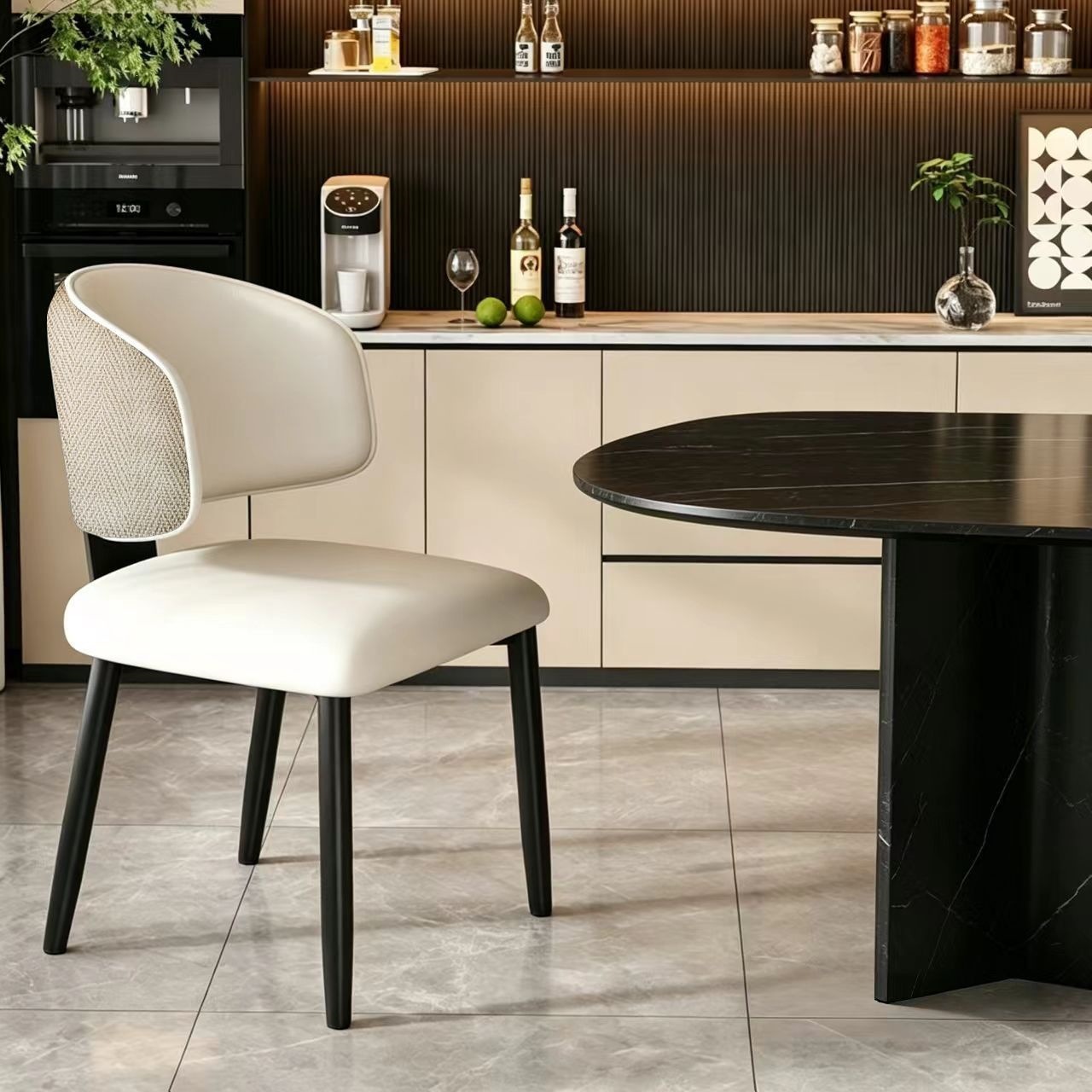 Silla de comedor simple moderna silla de diseño doméstico minimalista restaurante hotel gato raspar piel de lujo silla de mesa de comedor