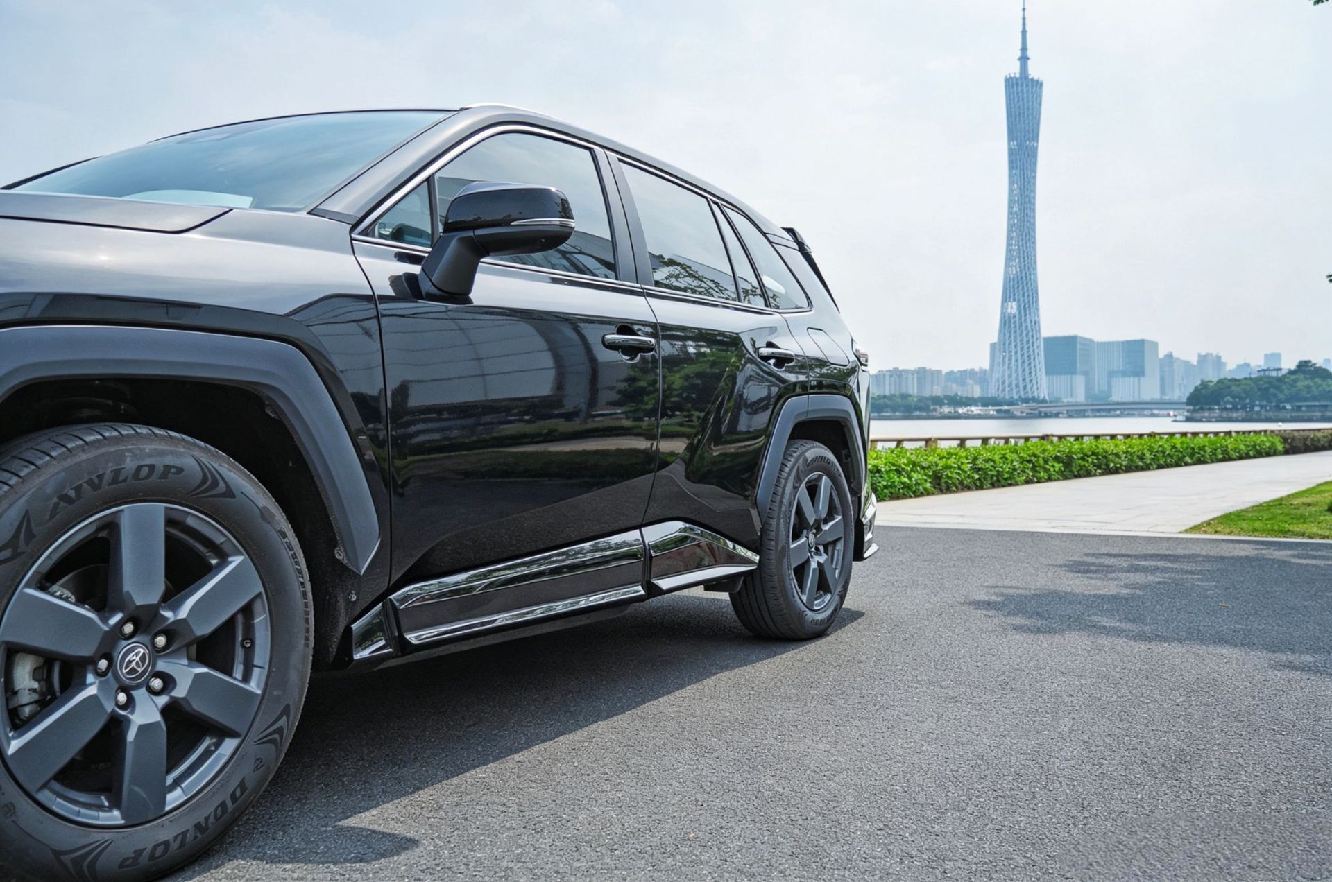 Suitable for 26 Models of Rav4, Rongfang, and Wildlander Modified Front Spoiler, Side Skirts, Rear Bumper, Roof Wing, Rear Diffuser, and Louvered Spoiler