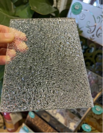 Star City Ultra White Diamond Glass Water Ripple Stone Pattern Long Rainbow Light Core Embossed Art Glass Wholesale