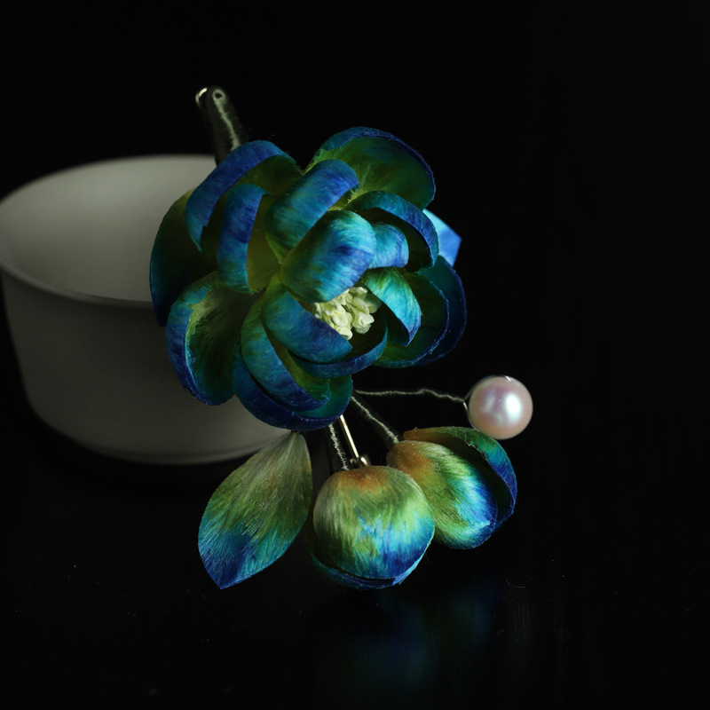 【Qianli Jiangshan】New Handmade Intangible Cultural Heritage Velvet Flower Brooch, New Chinese Style Qianli Jiangshan Accessories for Women