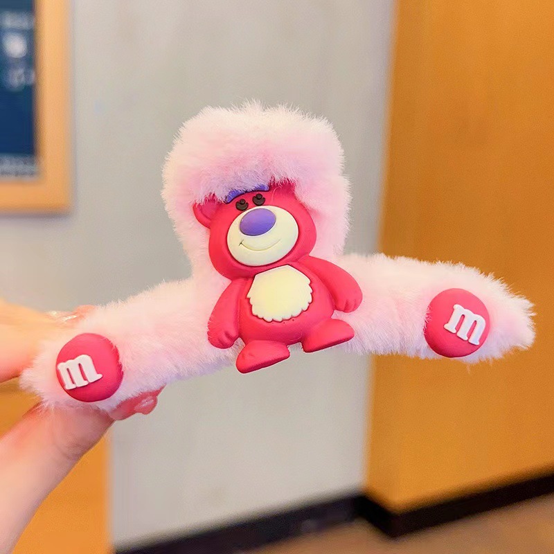 Pinza de pelo de oso de fresa de cuerpo entero rosa