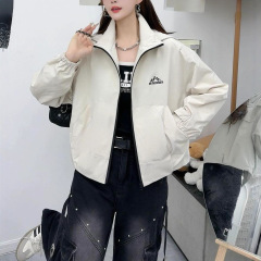 外套女春秋款女款2025新款小个子休闲秋季短款夹克今年冲锋衣