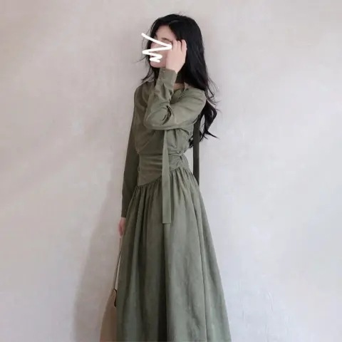韩系绿色气质长袖连衣裙子女秋季2025新款简单大方高级感温柔长裙|undefined