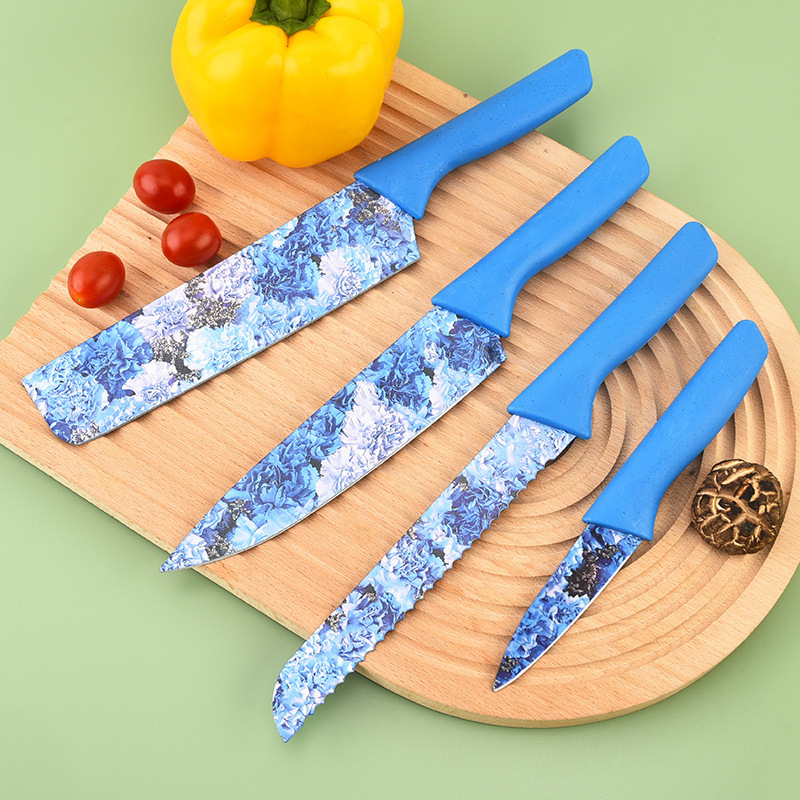 Cuchillo de paja de impresión de acero inoxidable conjunto de seis piezas de fábrica en stock cuchillo de cocina al por mayor tijeras color cuchillo en caja traje