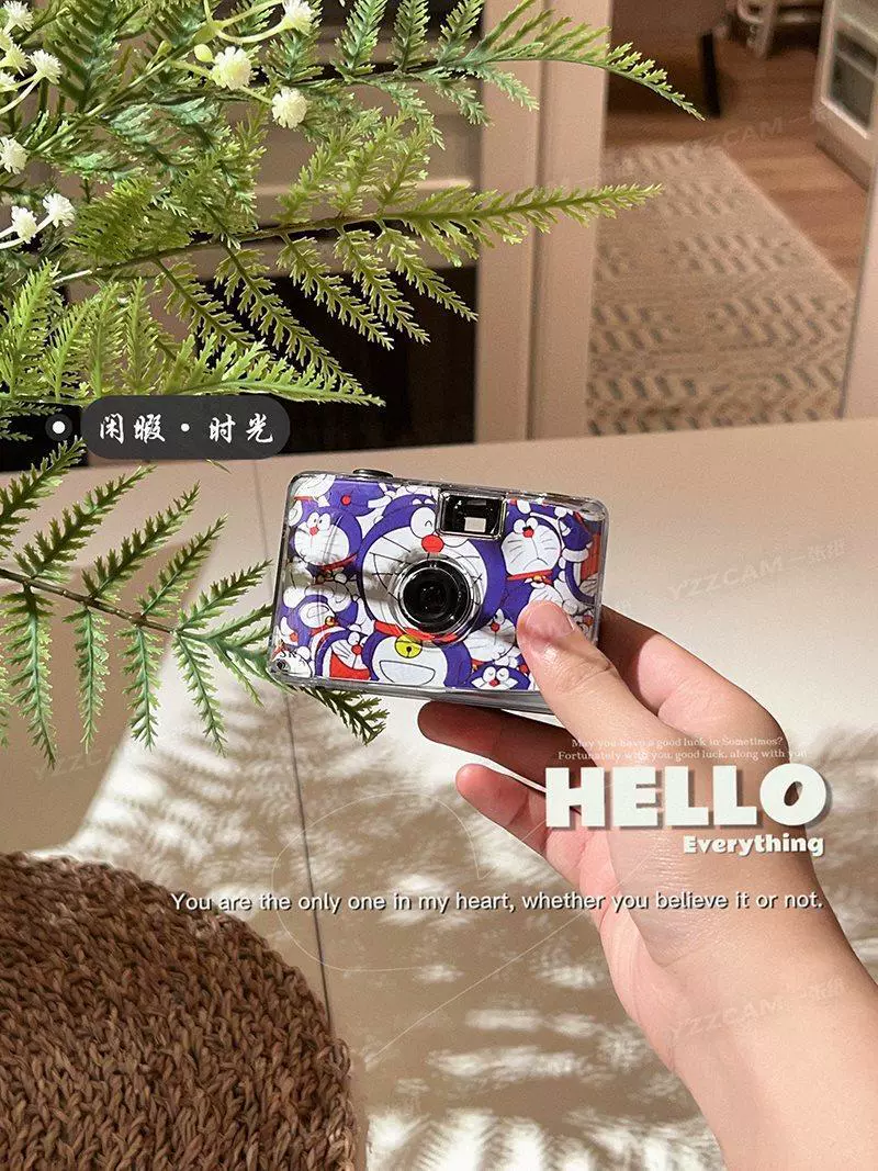 Camera Polaroid compact retro waterproof, for students — birthday gift, multiple character designs