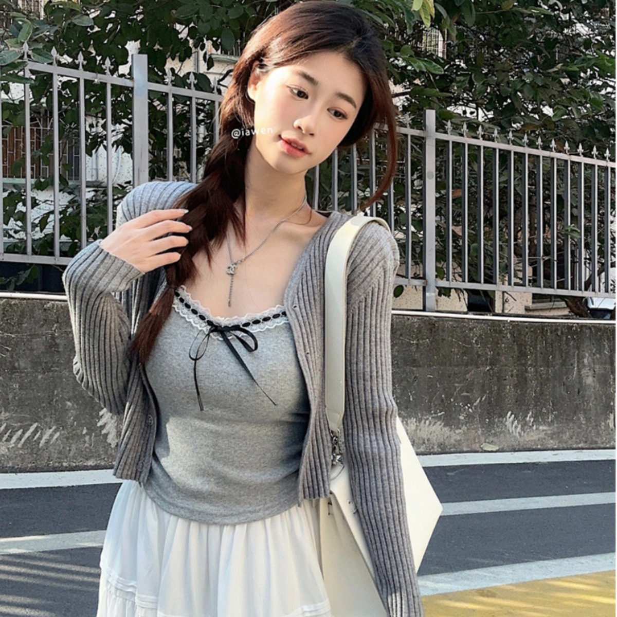 Finna, una chica rica, puro deseo, chaleco de cabina de viento, encaje dulce, multifuncional, una sola parte, cojín de pecho fijo, chaqueta para mujeres