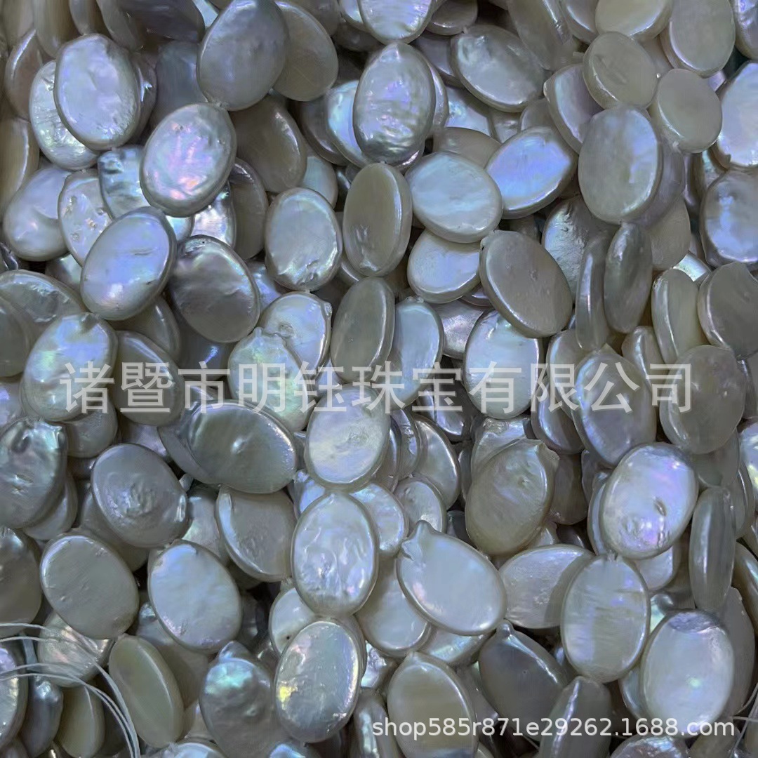 regenerated necklace from pearl