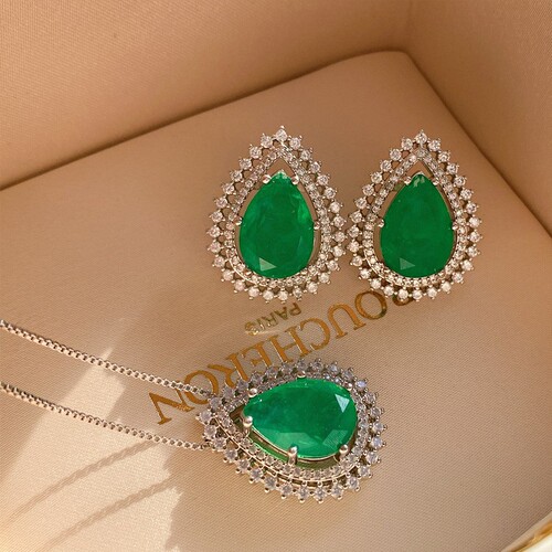 Zhuang Sheng Sheng Jewelry Bestselling European and American Classic Imitation Colorstone Emerald Jewelry Set with Tear-Drop Shape Main Stone 10*14