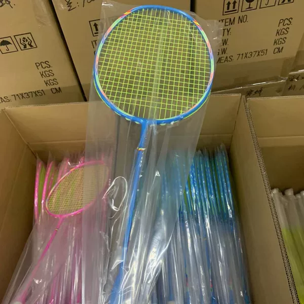 Special Clearance Sale: Full Carbon Badminton Racket, Single Racket for Beginner and Intermediate Students, School Gym Training Rainbow Racket N80 Wind-Breaking Frame
