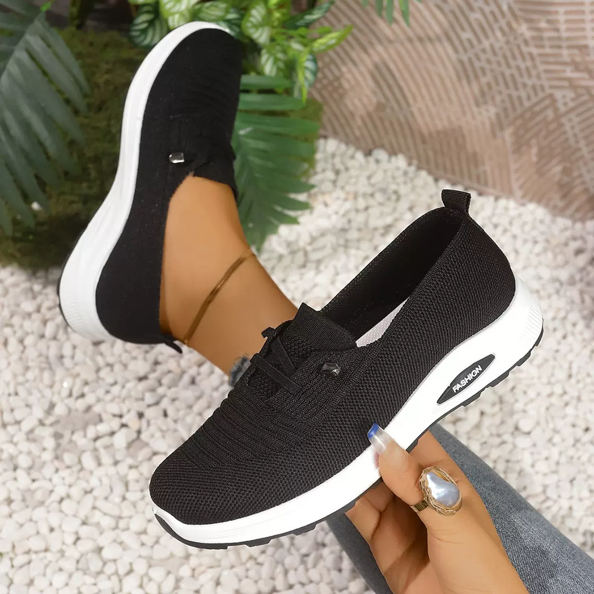 鞋子女跨境女鞋TEMU大码休闲鞋飞织透气单鞋妈妈鞋一脚蹬懒人布鞋