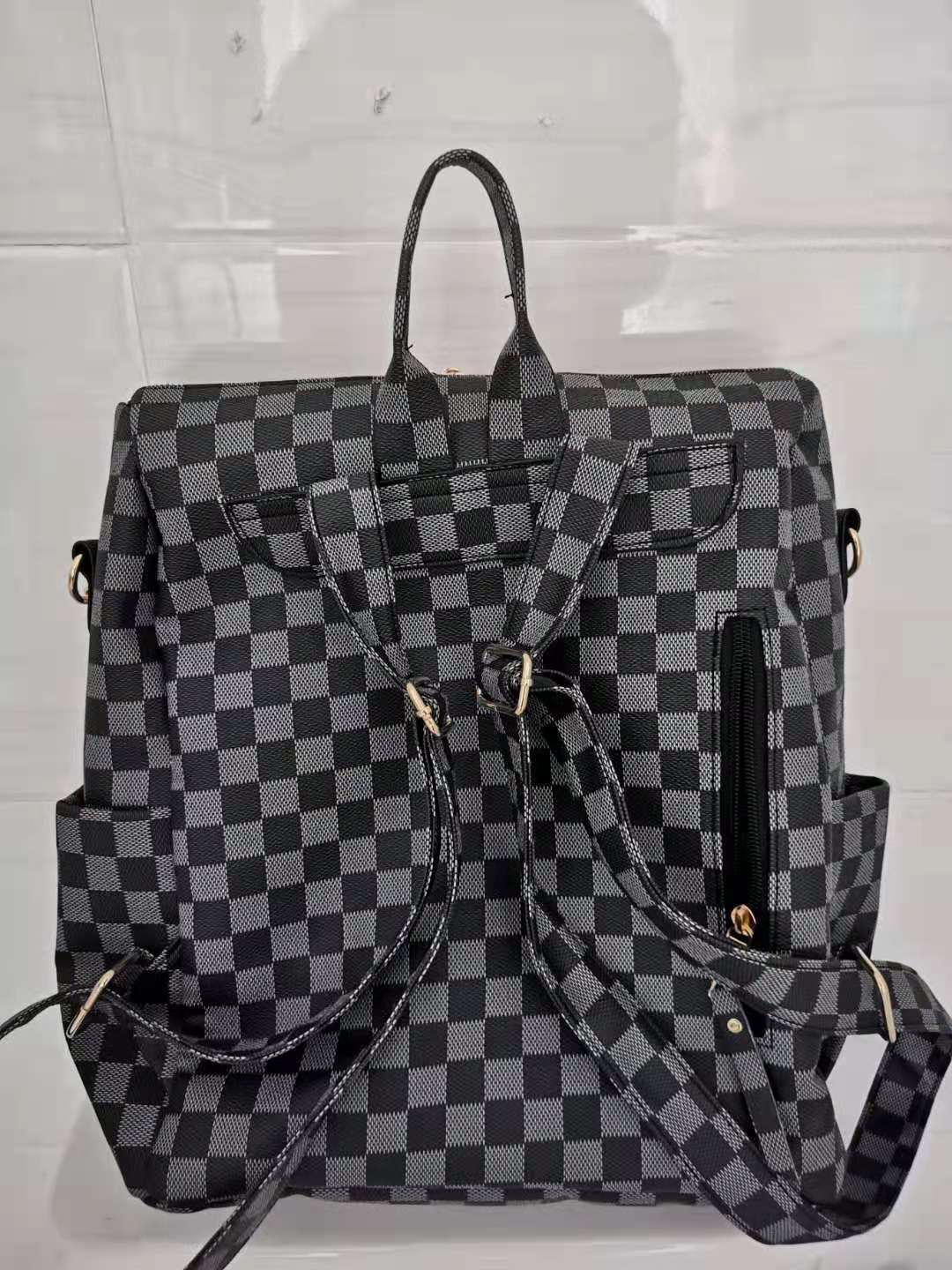 Femmes Grande Toutes Les Saisons Faux Cuir Plaid Léopard Vêtement De Rue Carré Fermeture Éclair Sac À Dos De Mode display picture 4