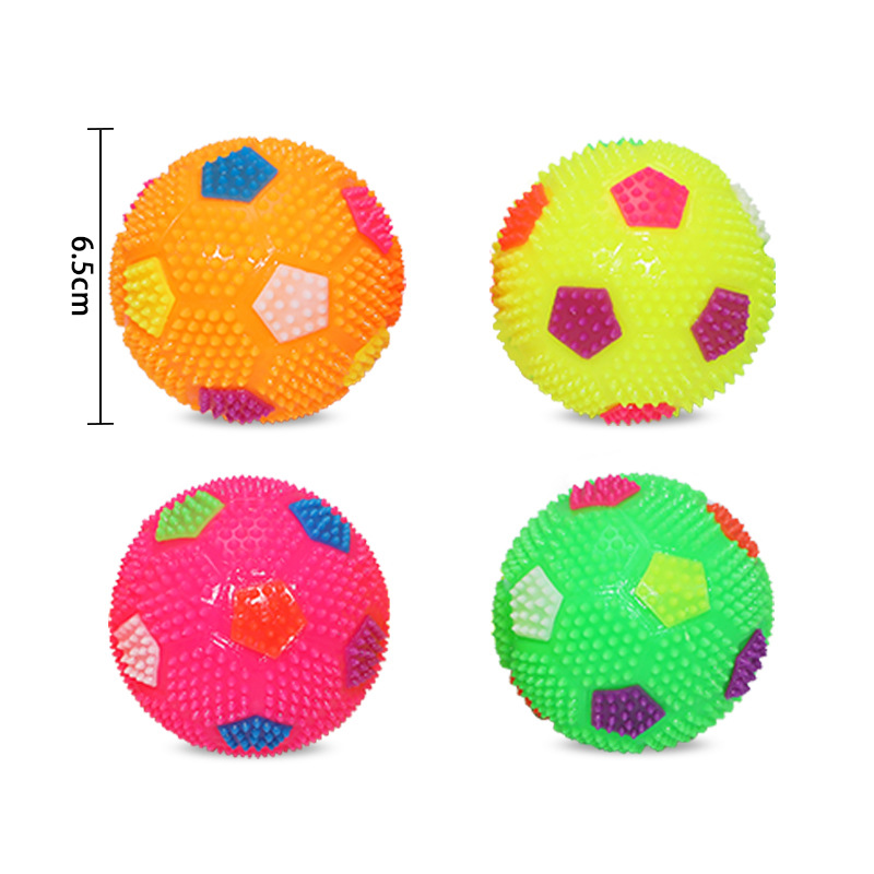 Pelota de juguete interactiva para perros de tamaño mediano con luz LED intermitente, que emite sonidos y brilla, para limpiar los dientes y rechinar los dientes, ideal para paseos nocturnos y entrenamiento.