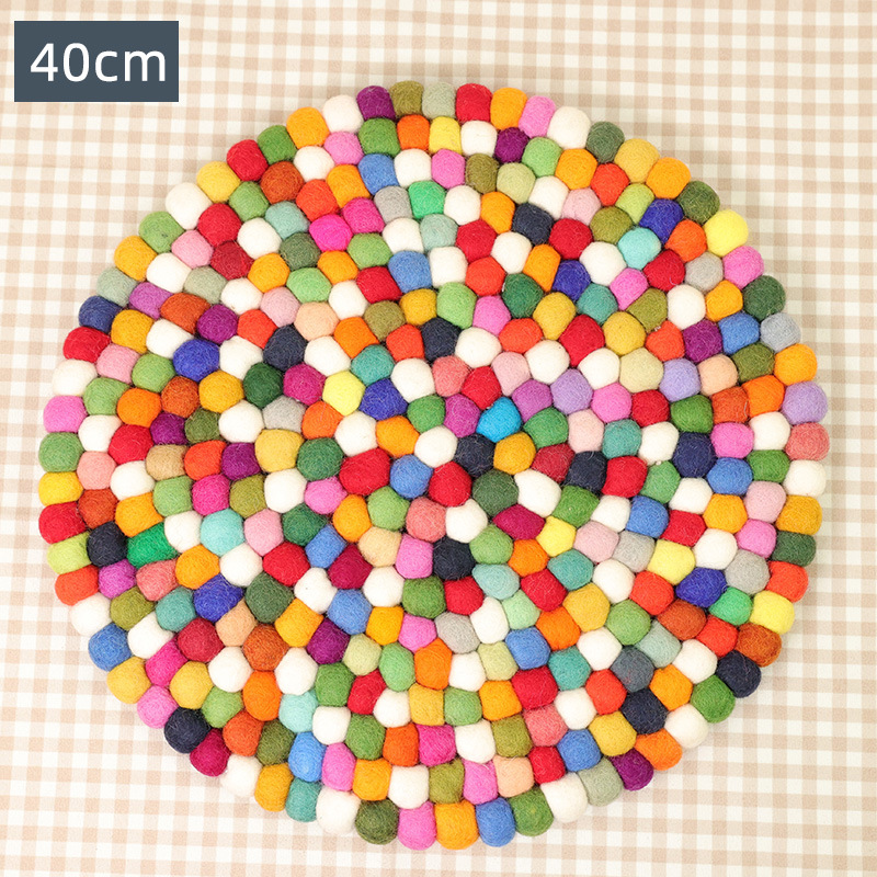 Colorido bosque cálido Nepal lana fieltro hecho a mano tira colorida bola montaña aislamiento mantel individual