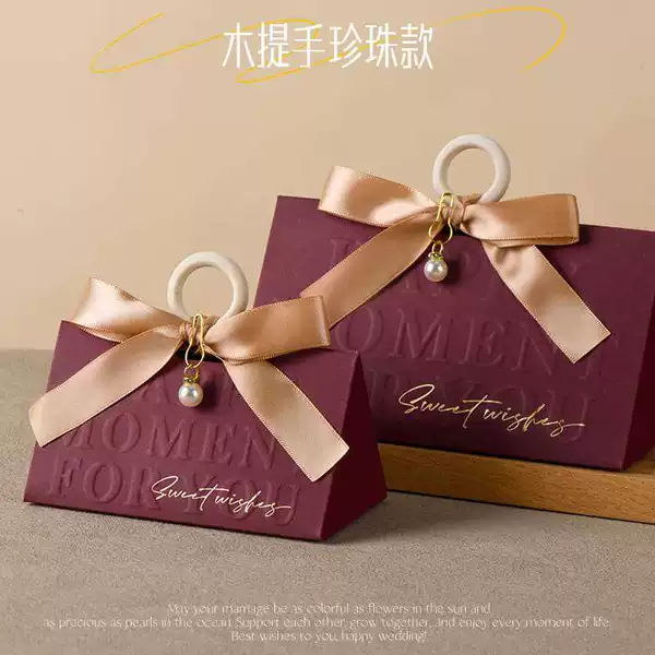 Burgundy hair band from pearl