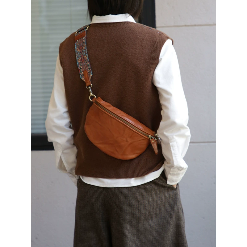 Leather retro straps, chest bag, one-shoulder bag, cowhide, simple and elegant design, boho style