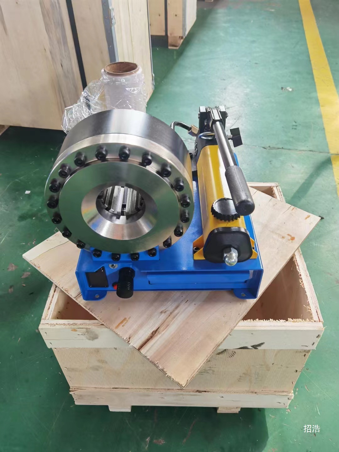 管机钢管油管管压手动扣压机油刹车油高压胶管管缩液压管机机锁管