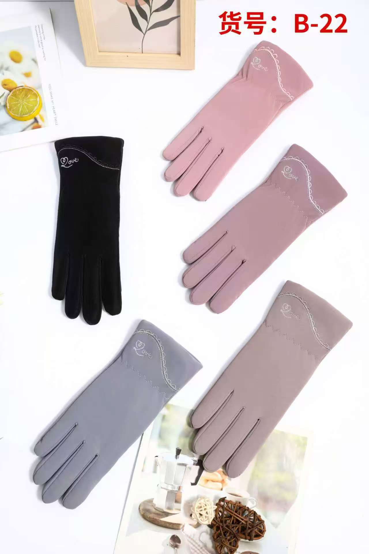 Guantes de invierno para mujer forrados de lana engrosada estudiante cálido resistente al frío pantalla táctil conducción guantes de coche eléctrico al por mayor