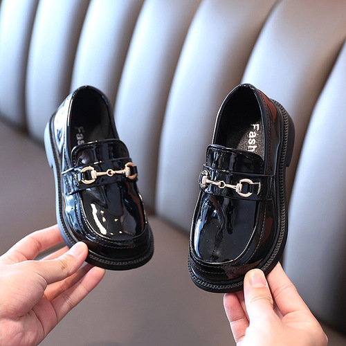 Girls' leather shoes 2024 spring and autumn new fashion college British children's shoes little girls flat shoes cross-border