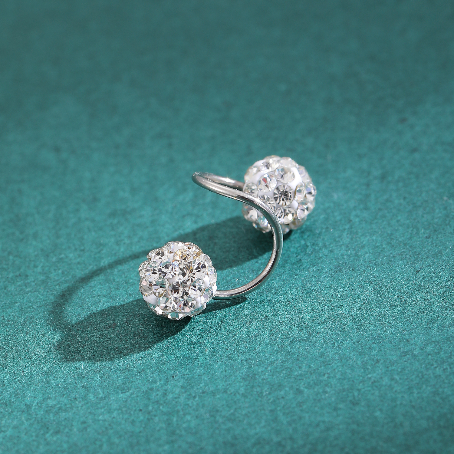 Orecchini a vite con perline rotonde super lucide 2024, nuovi orecchini alla moda unici e di alta qualità per le donne_voghion.com