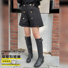 大码连衣裙;大码毛衣;大码牛仔裤