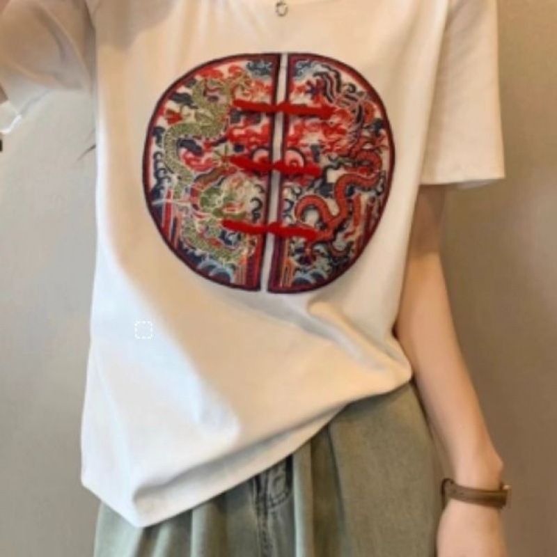 흰색 두 용 놀이 구슬